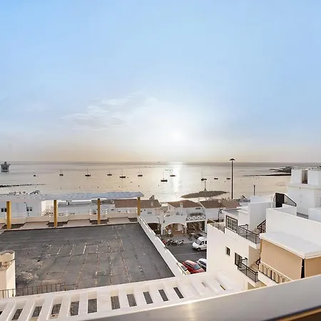 Morales * Лос Кристианос